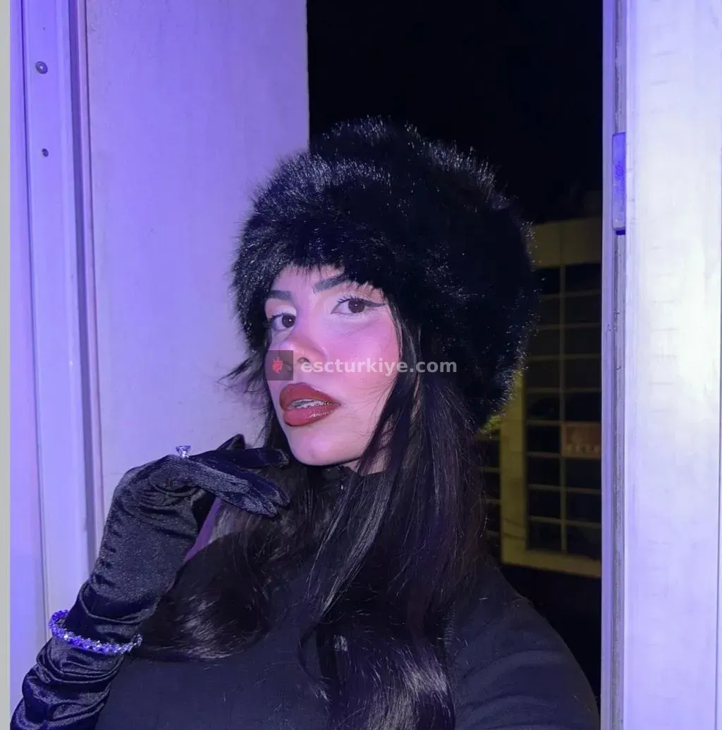 Ceylin — İstanbul Escort — fotoğraf 1