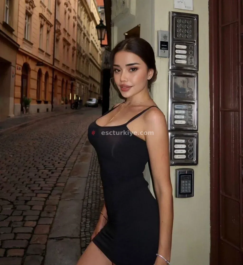Maya — İstanbul Escort — fotoğraf 1
